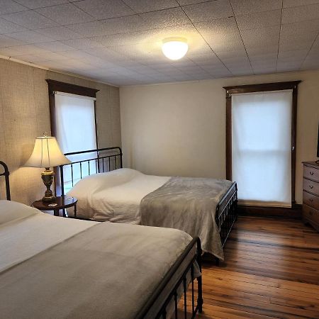 Basecampwv-Durbin. Spacious 4 Bedroom House W/Yard Exterior photo
